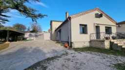 MAISON AVEC 1000 m2 DE TERRAIN