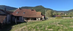Arrière, terrain au Sud-Est