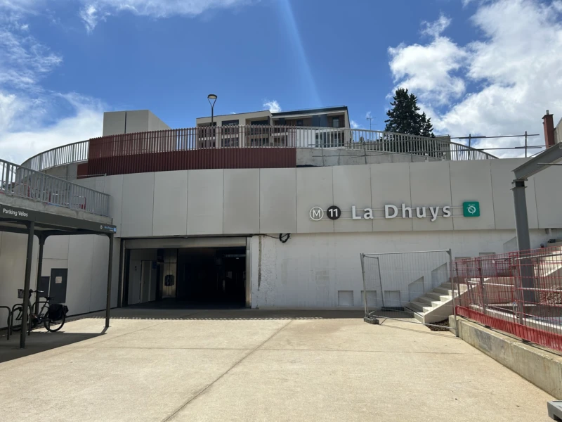 Entrée métro Dhuys