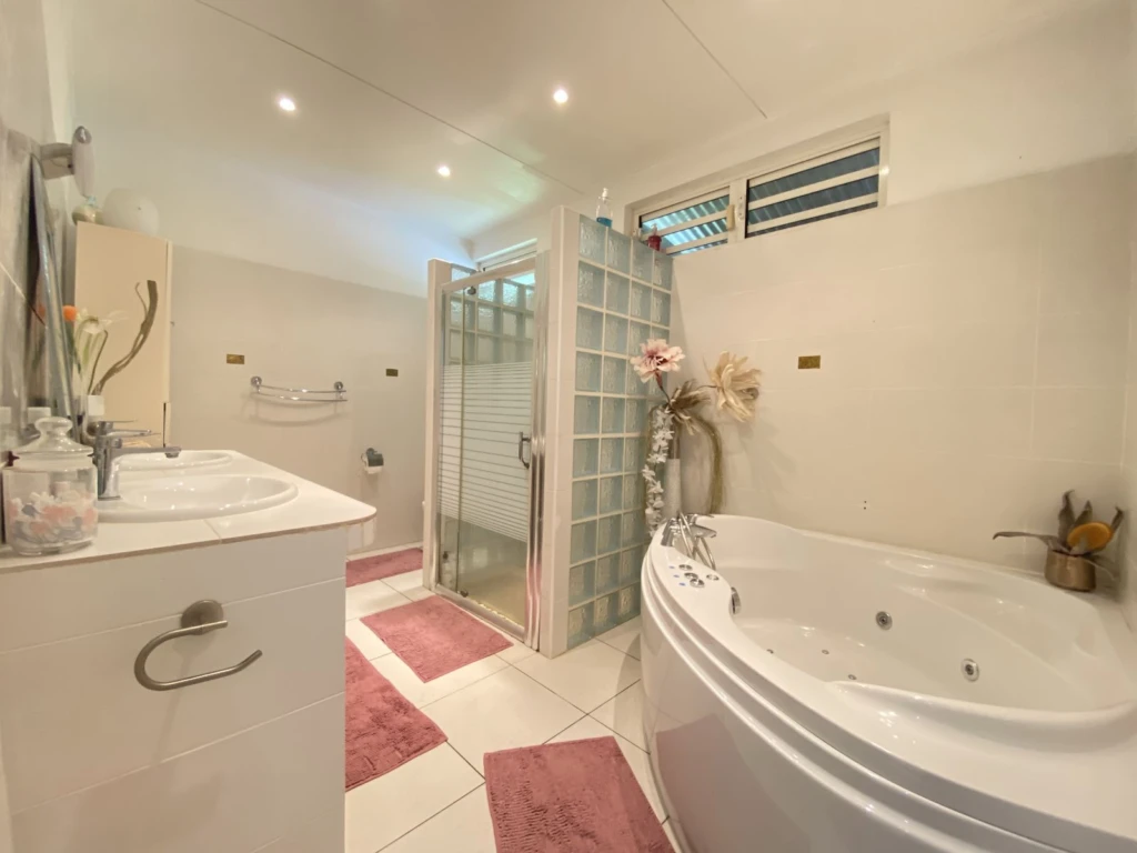 SALLE DE BAIN PARENTALE