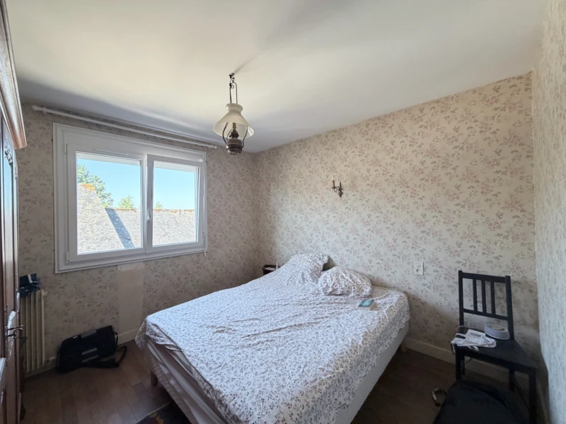 UNE CHAMBRE