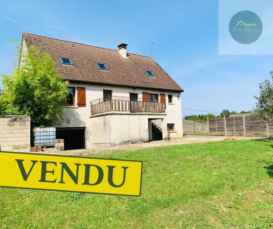 VENDU maison traditionnelle lumineuse de 150 m2 et terrain clos de 763 m2