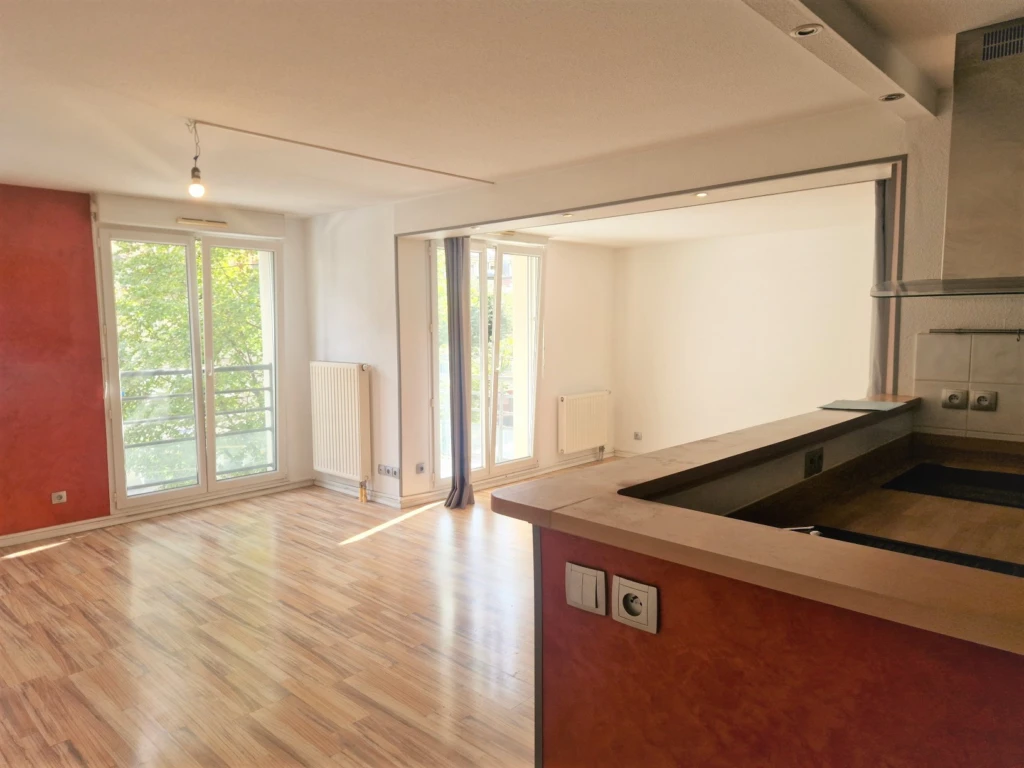 Appartement 4 PIECES à vendre à STRASBOURG HALLES