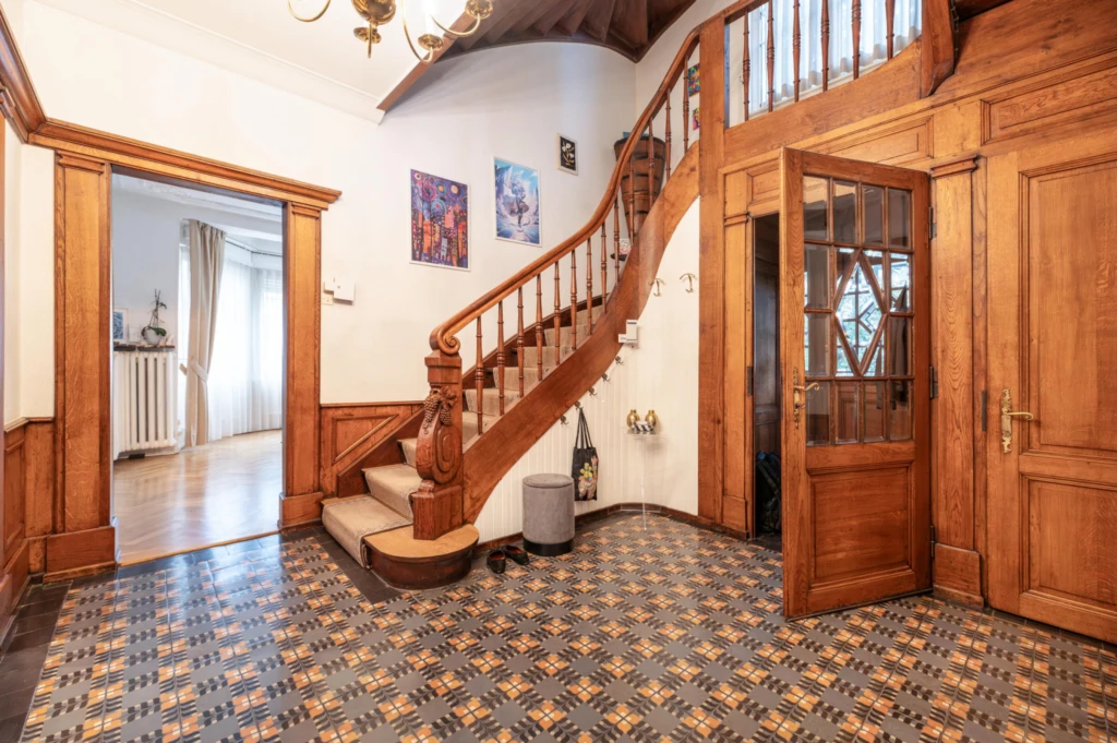 VILLA DE MAITRE JARDIN A VENDRE QUARTIER ORANGERIE A STRASBOURG