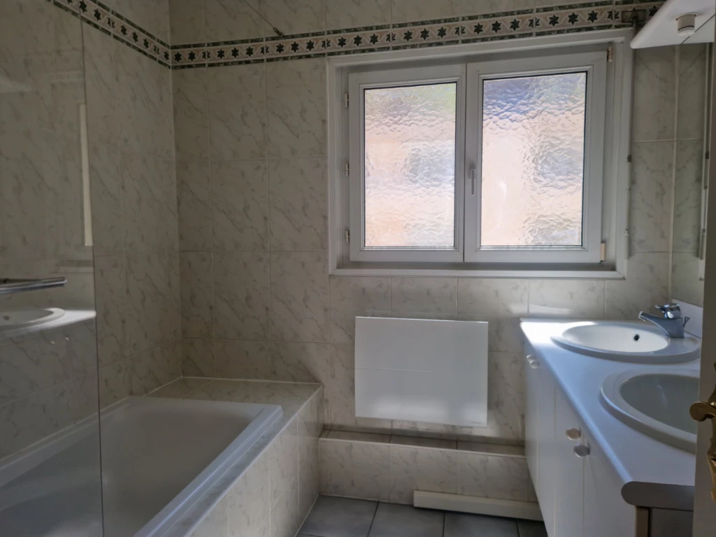 3 PIECES Terrasse à vendre à STRASBOURG TIVOLI PROX. LYCEE KLEBER