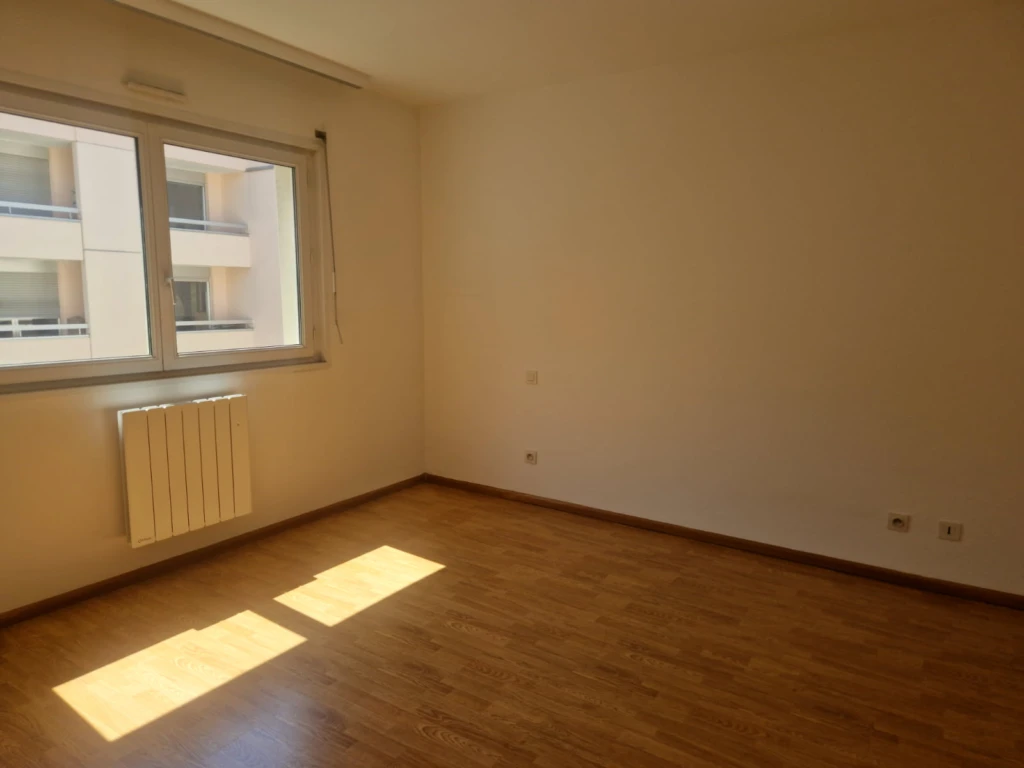 3 PIECES Terrasse à vendre à STRASBOURG TIVOLI PROX. LYCEE KLEBER