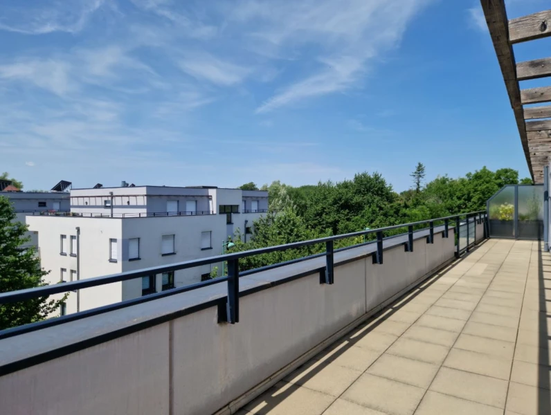 3 PIECES ATTIQUE   Terrasse à vendre à HOENHEIM