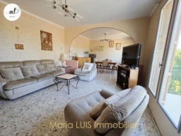 À voir maison traditionnelle avec des matériaux de qualité de 92 m2 et totalisant 187 m2