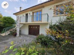 À voir maison traditionnelle avec des matériaux de qualité de 92 m2 et totalisant 187 m2