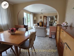 Maison traditionnelle avec des matériaux de qualité de 92 m2 et totalisant 187 m2