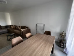 Grand salon salle a manger vue sur terasse