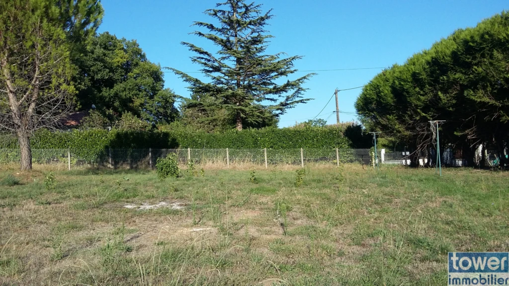 Terrain à construire près de Garat
