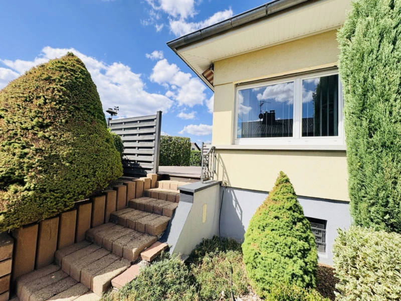 Entrée maison individuelle plain pied a vendre 68260 kingersheim proche  sausheim baldersheim