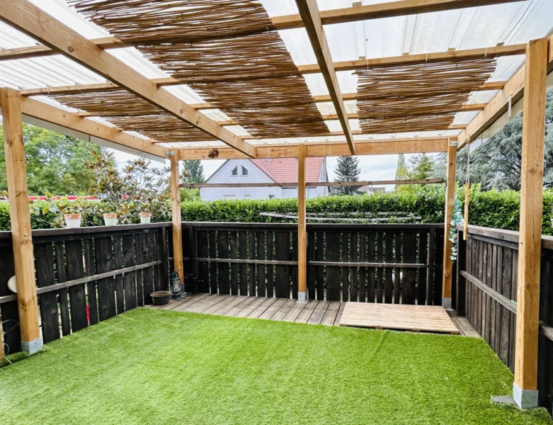 terrasse de 16 m2 accès salon séjour, maison à vendre Sausheim 68390 proche Illzach 698110