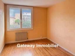 chambre 1 rue du clos four