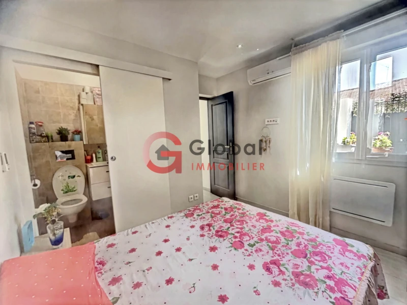 T3, Chambre parentale avec sa salle d'eau