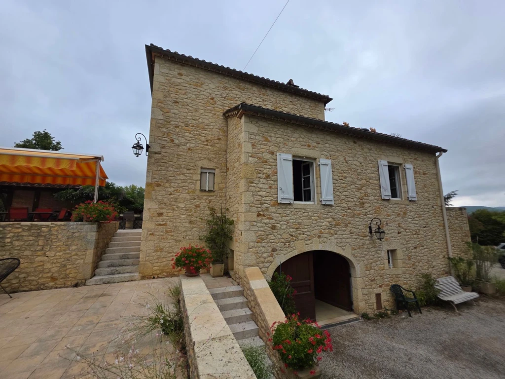 Maison_en_pierre_Prayssac46220_4455m²_terrain_4400m²_4chambres_piscine_garages_annexes_dépendances_immoprolink_agence_immobiliere (297)