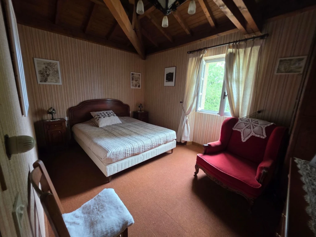 Maison_en_pierre_Prayssac46220_4455m²_terrain_4400m²_4chambres_piscine_garages_annexes_dépendances_immoprolink_agence_immobiliere (121)