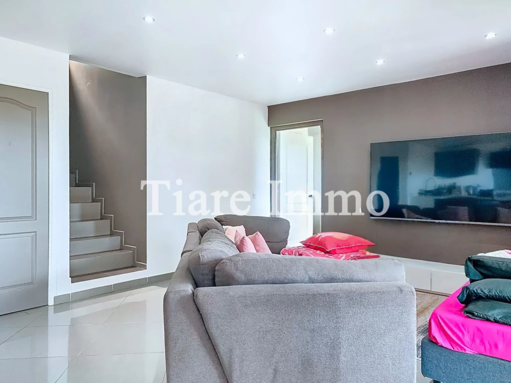salon donnant sur chambre parentale