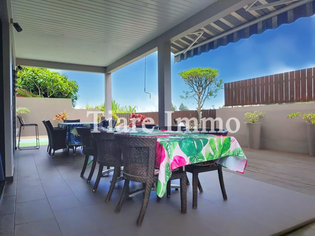 terrasse sur piscine