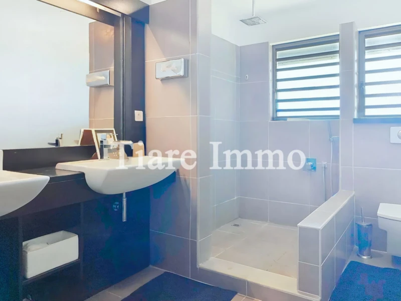 salle d'eau parentale avec double vasques
