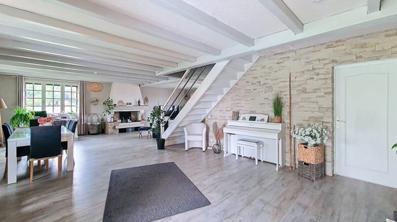 Pièce de vie 75 m² 75