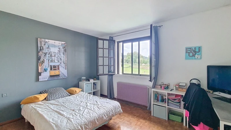 Chambre 13 m² 01