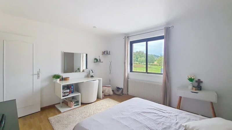 chambre 14 m² 60