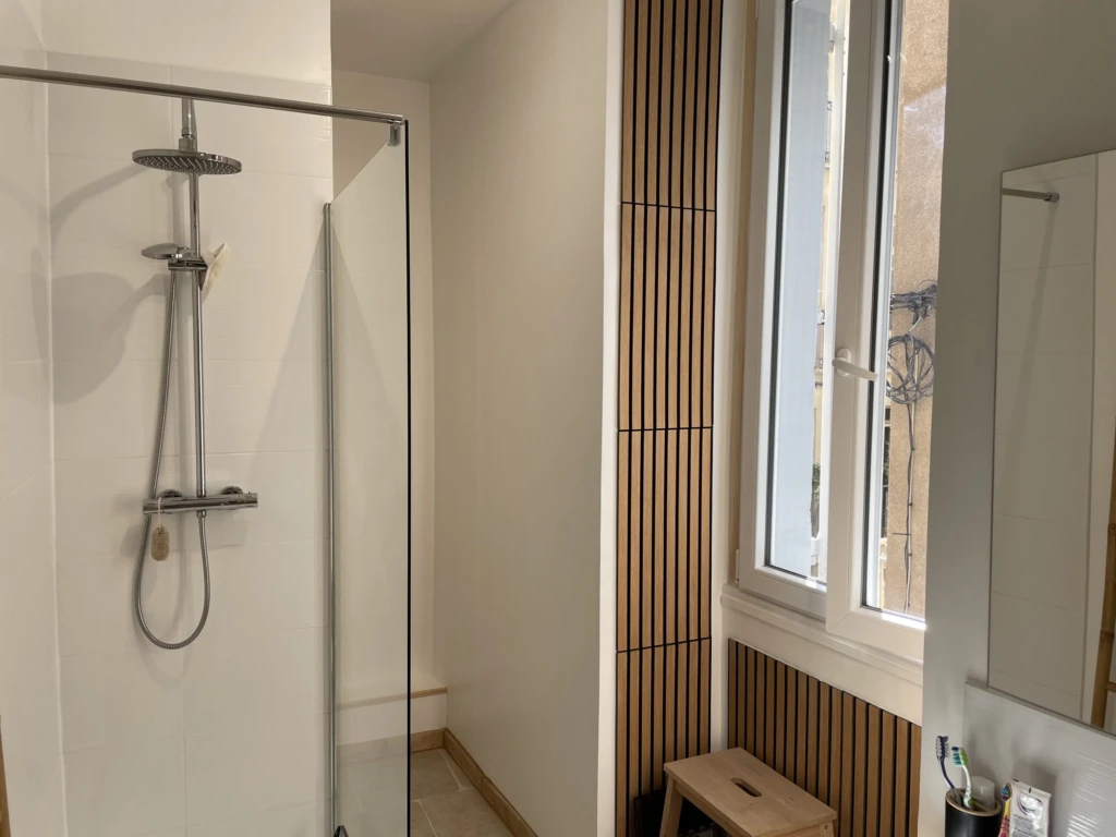Salle d'eau appartement 55 m² Béziers