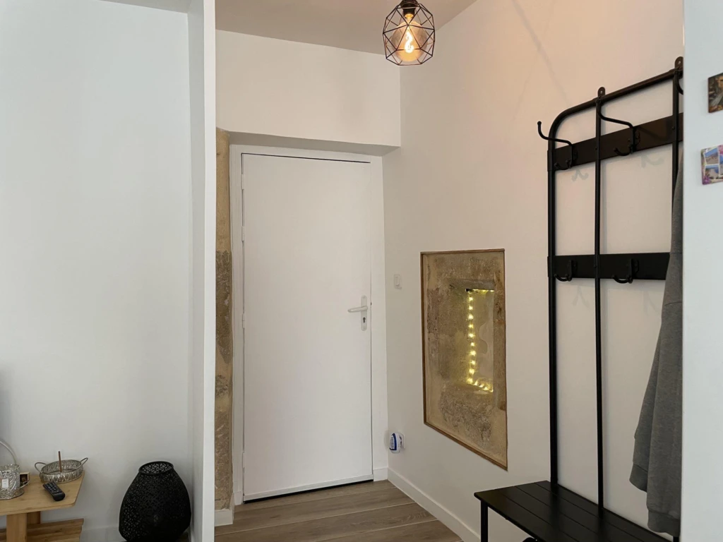 Entrée appartement 55 m² Béziers