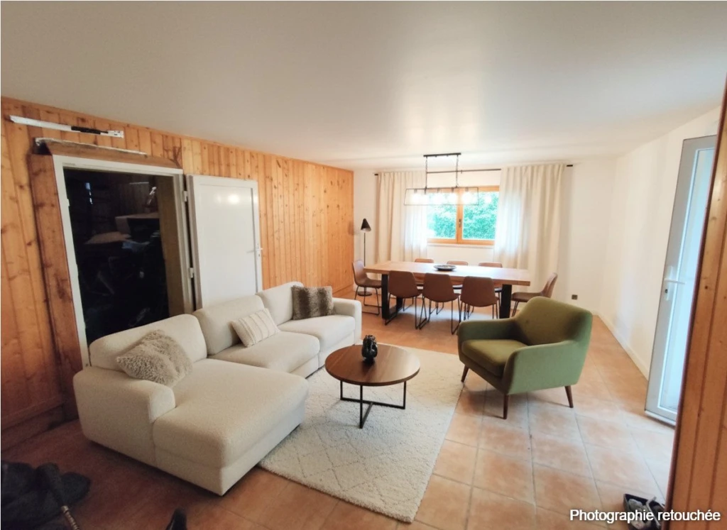 Séjour avec décoration d'ambiance