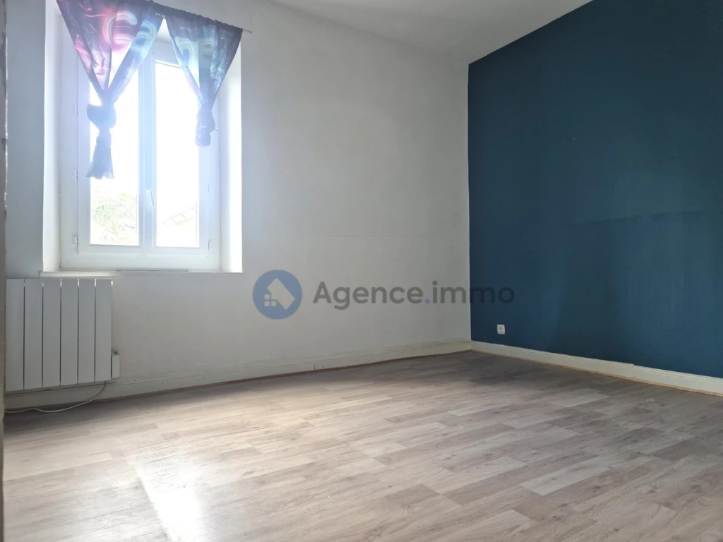 64190 Navarrenx Maison de 100m2 T4 à 140 000€