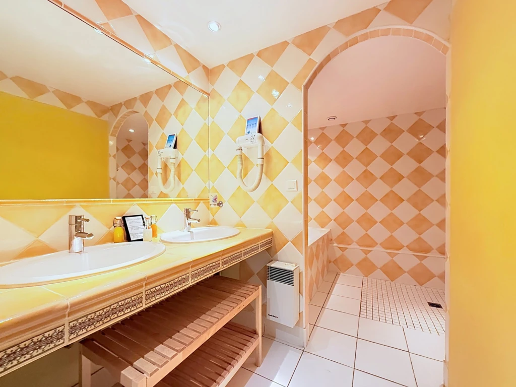 Salle de bain studio 1