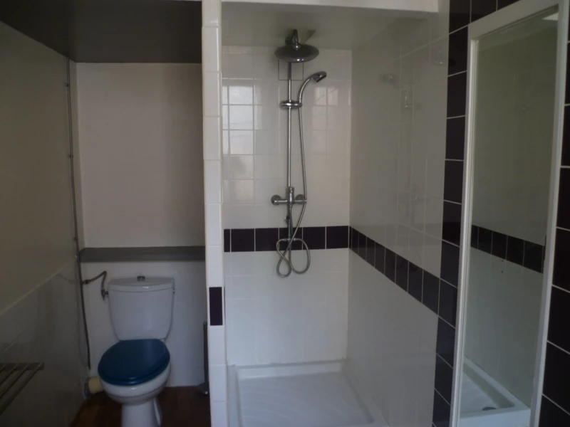 salle de bains studio