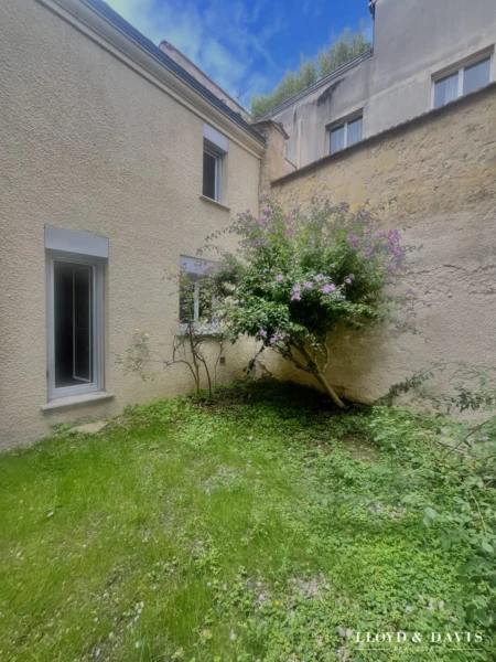 Cour privative
