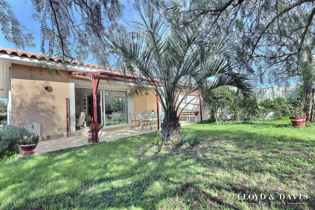 Villa de plain pied proche du lac