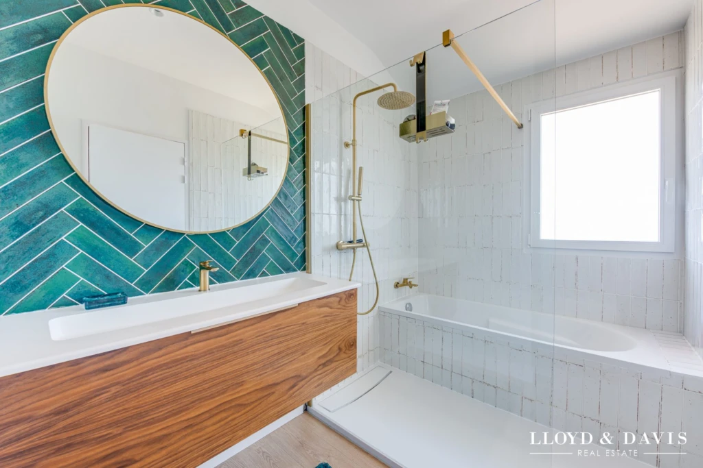 Salle de bain parentale