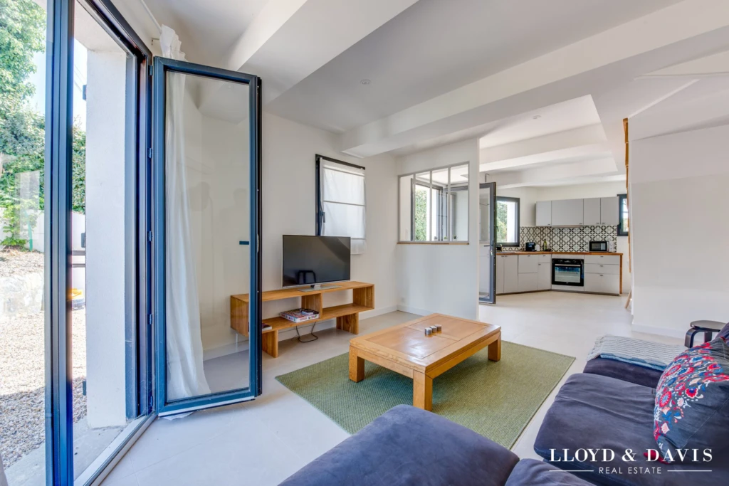 Salon appartement T3 attenant