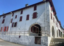 Batisse datant de 1650