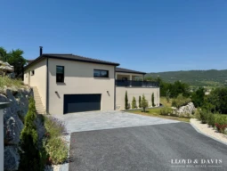 Villa contemporaine de 2023