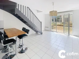 Séjour ouvert sur terrasse
