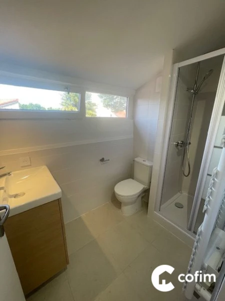 1er etage salle d'eau