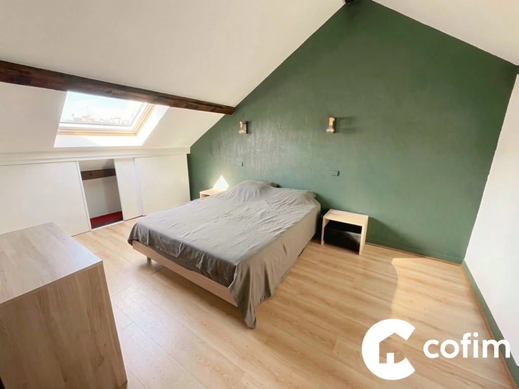 chambre 2 à l'étage