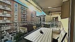 Vue du balcon avec terrasse ensoleillée - T3 meublé résidence Californie Nice 06200