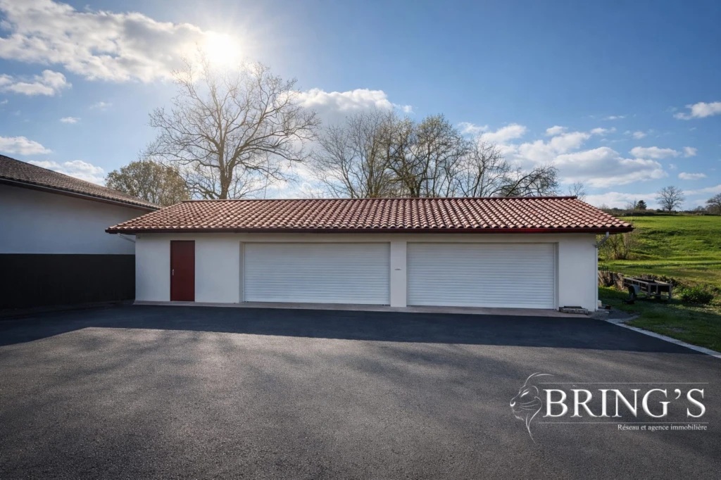 GARAGE 160m2