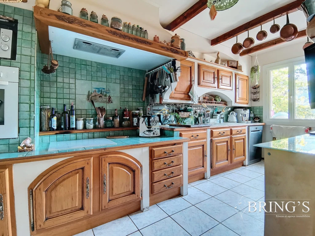 Maison 3 chambres - Rougiers- Cuisine