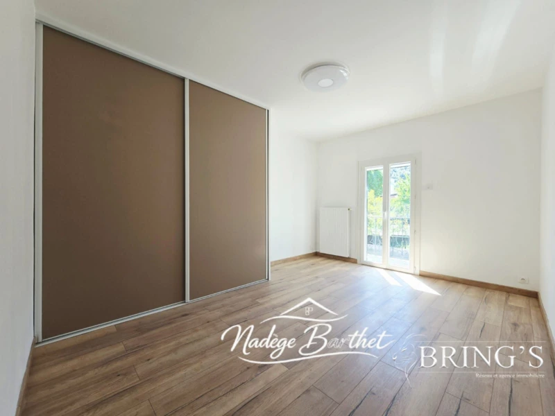 Maison avec dépendance - Chambre 2