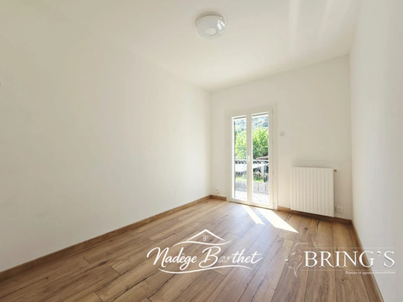 Maison avec dépendance - Chambre 1