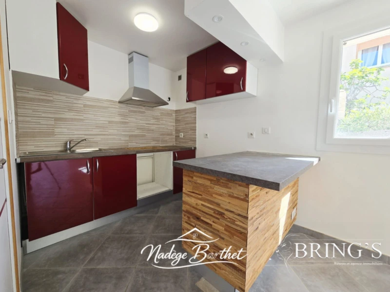Maison avec dépendance - Appartement T2 - Cuisine