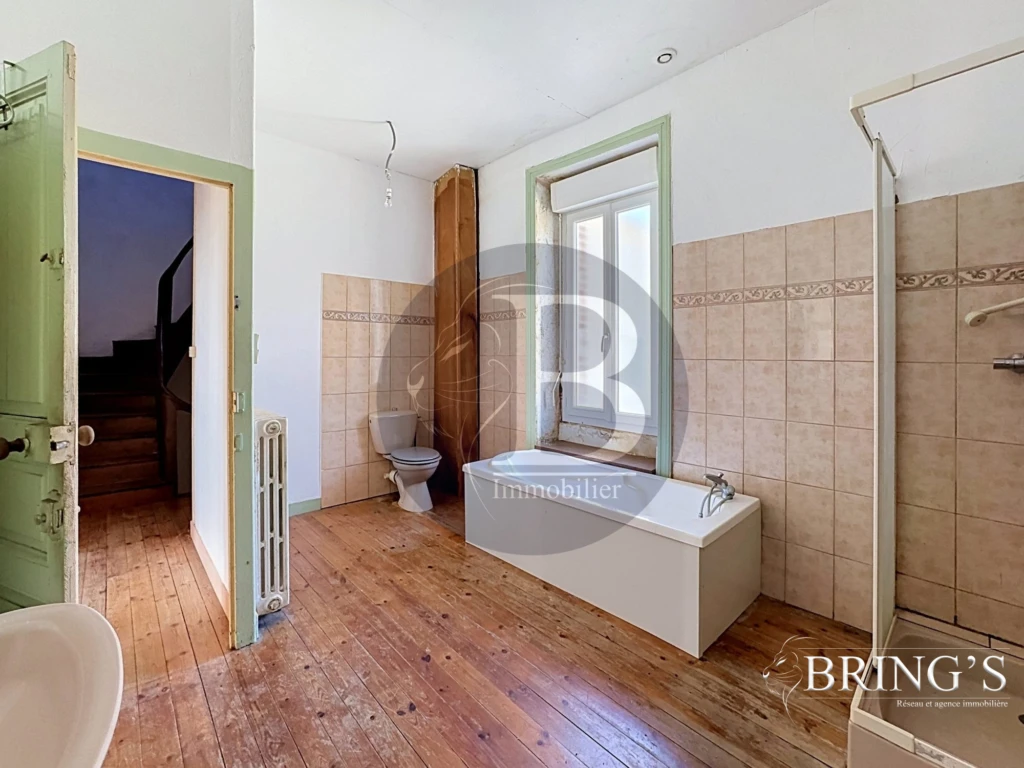 Salle de bain/douche 1er étage